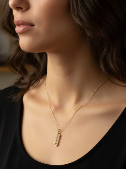 Elora Veyn Kadın Venüs Burgusu Gold kolye